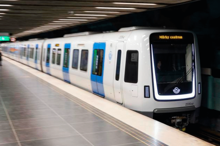 DB Cargo har levererat 100 tunnelbanetåg
