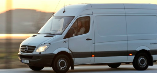 Registrering av lätta lastbilar ökade med 18 procent