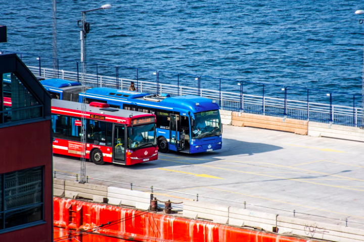 Åtta av tio sågar Slussens bussterminal