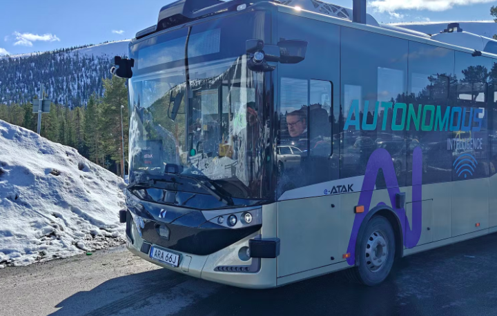 Självkörande bussar testas i fjällen